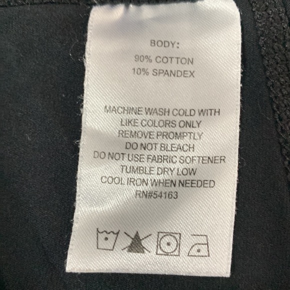 Calvin Klein Performance Quick Dry capri leggings. Size small. - Picture 4 of 6